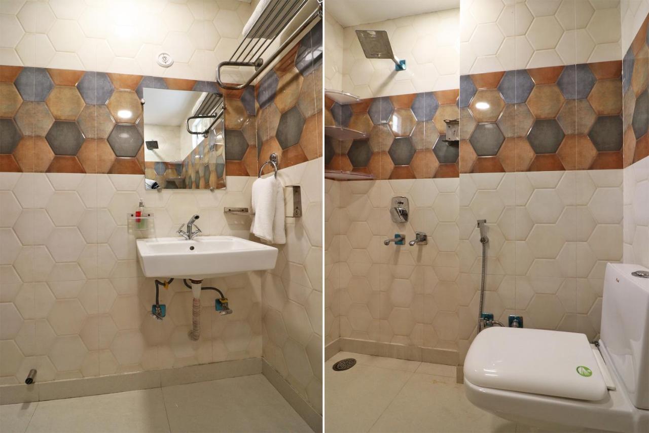 Oyo Mannat Residency Near Rohini Sector 18 Metro Station Hotel New Delhi Exterior photo